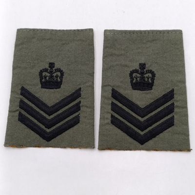 Pair of Australian Army Staff sergeant rank epaulettes