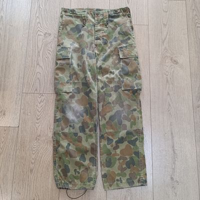 Australian Army camo ''Bunny Camo'' combat trousers - size 34