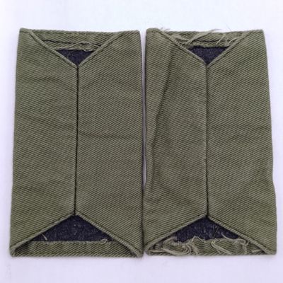 Pair of Australian Army Lance corporal rank epaulettes