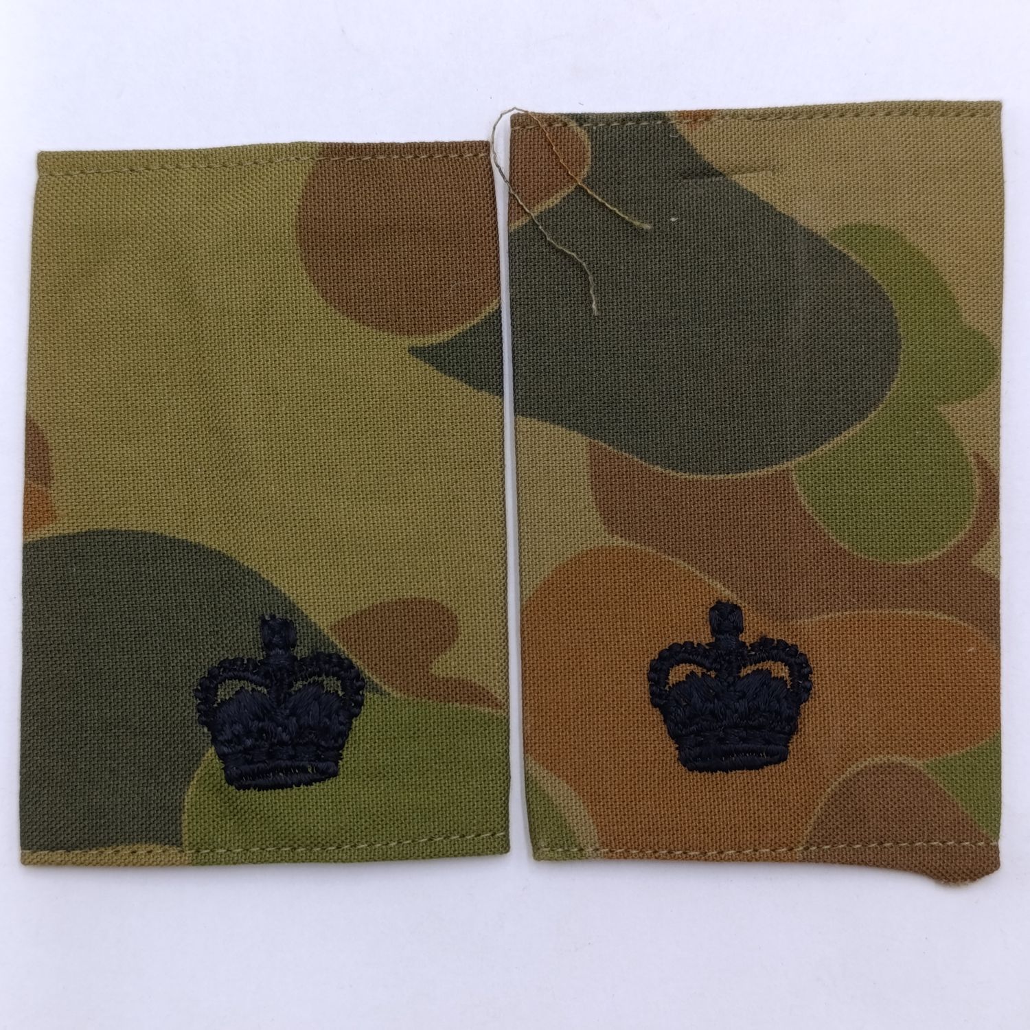 Pair of Australian Army camo Major rank epaulettes