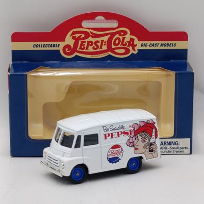 Lledo 1959 Morris LD150 Pepsi-Cola delivery van model car in box