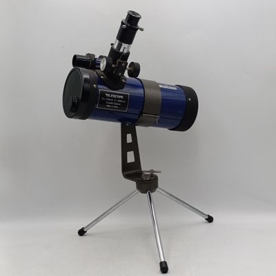 Sky-Watcher Telescope - D=76mm F=600mm with tripod