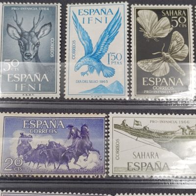 Lot of 22 spanish mint hinged stamps