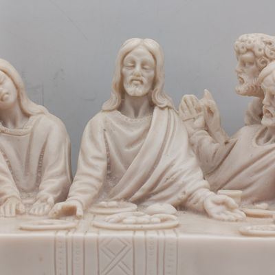 Vintage The Last Supper sculpture - polyresin