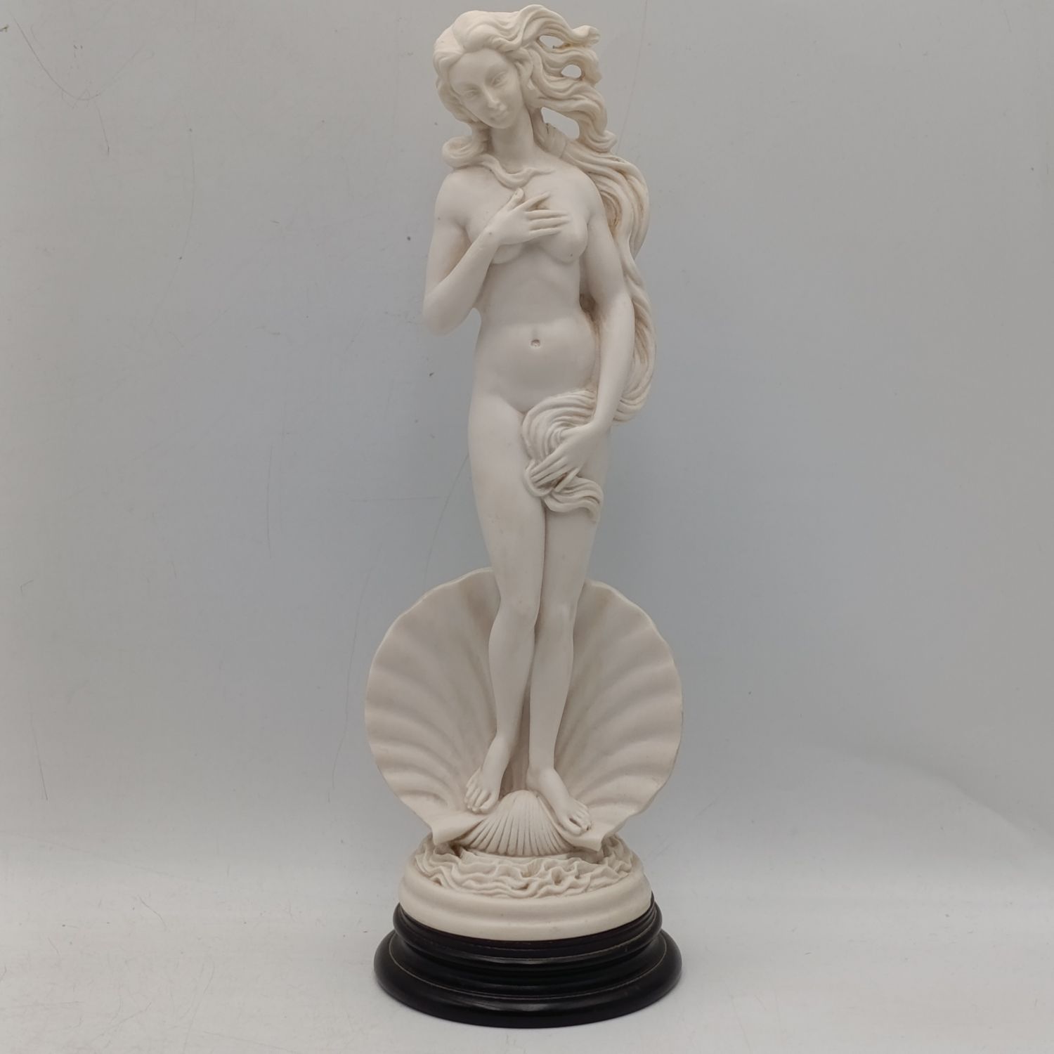 Vintage Italian Birth of Venus polyresin sculpture