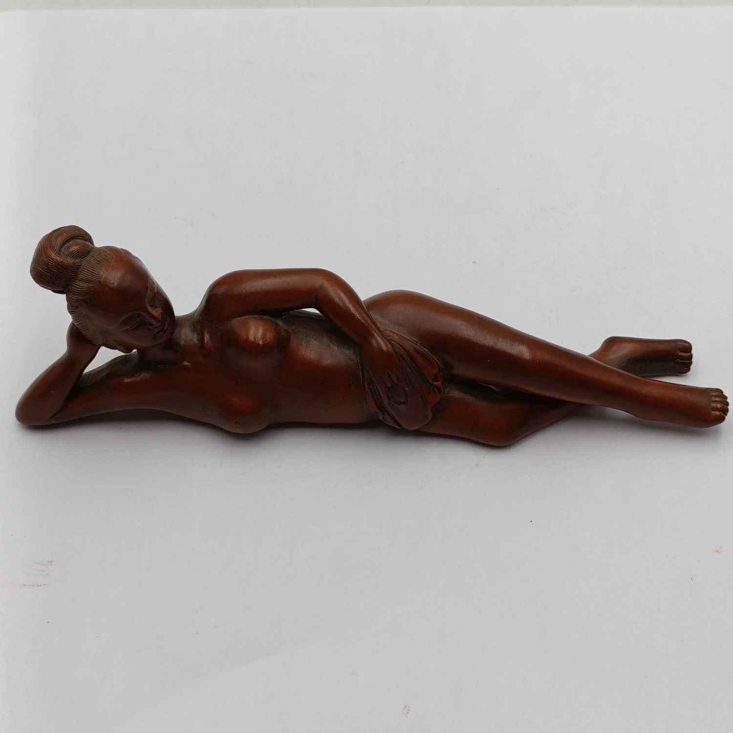 Vintage Chinese boxwood carved girl figurine