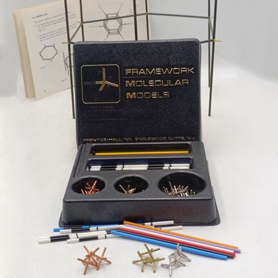 Framework Molecular Models kit for students