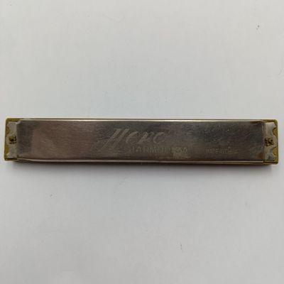 Vintage Hero harmonica