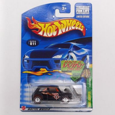Hot Wheels Treasure Hunt 2002 Mini Cooper die-cast car - sealed