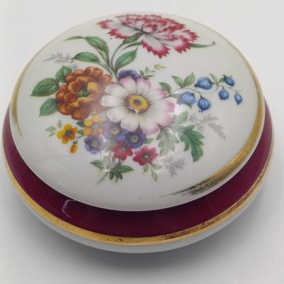 Limoges decorative box for jewelry and small items
