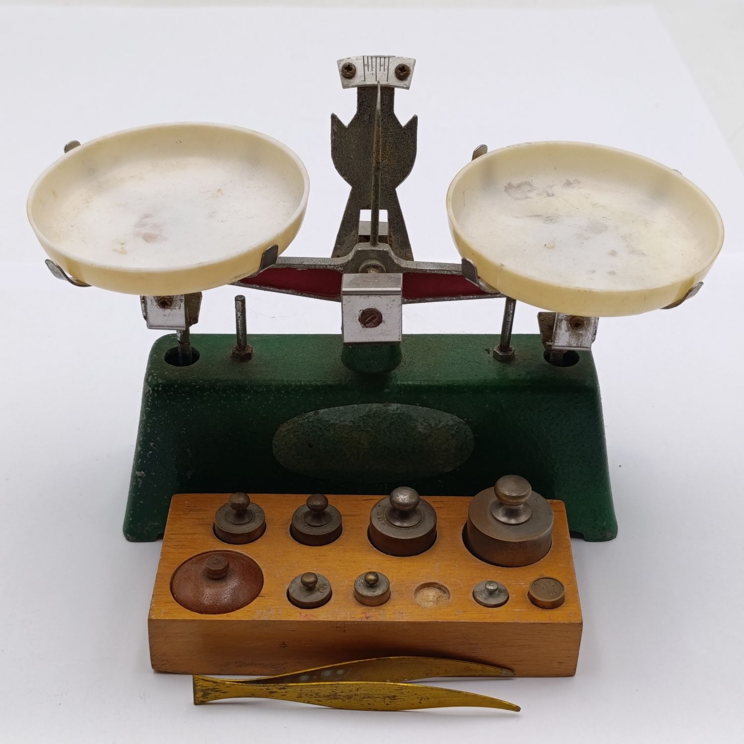 Vintage Small table top jewellery scale with set of weights