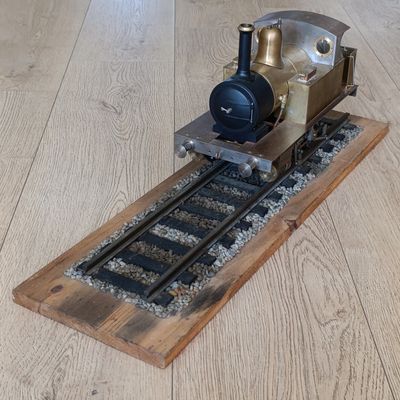 Handmade brass 3.5inch gauge Large Boiler TICH steam locomotive model plsu piece of track