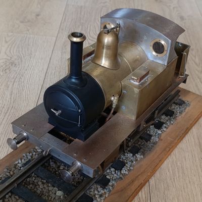 Handmade brass 3.5inch gauge Large Boiler TICH steam locomotive model plus piece of track