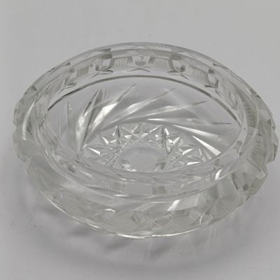 Vintage crystal glass trinket bowl with lid