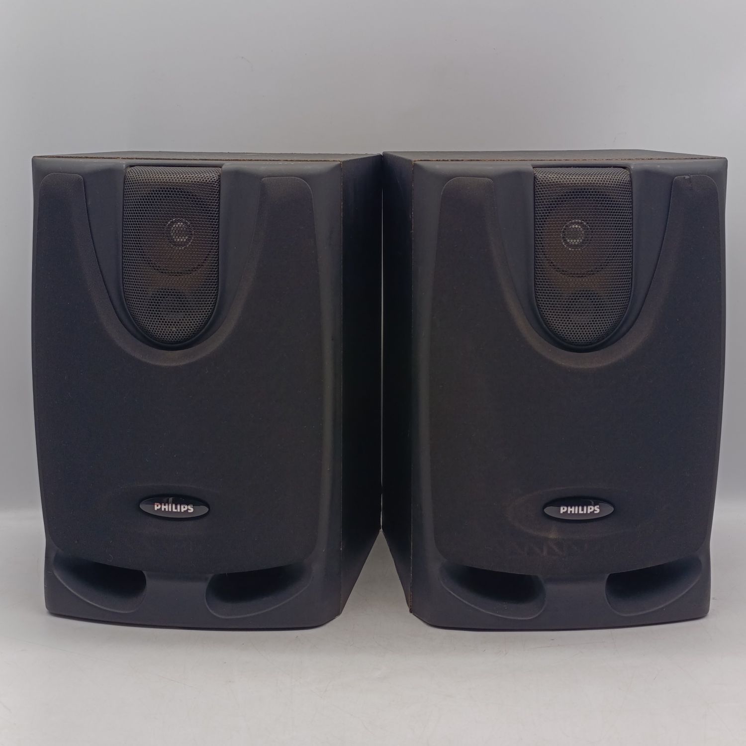 Pair of Philips LSB 680V/21HT speakers - working