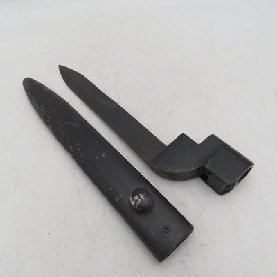South African No.9 .303 rifle bayonet with scabbard