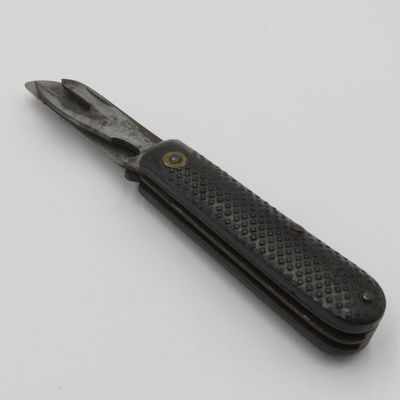 Vintage British Army pocket knife