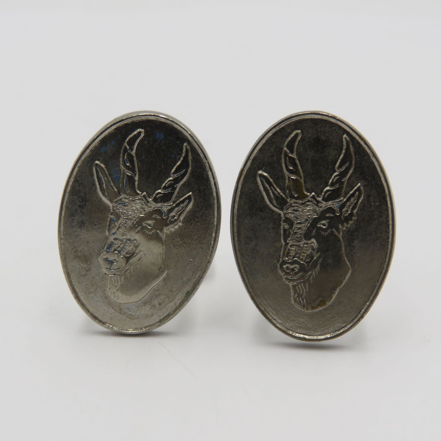 Pair of cufflinks with Eland Antelope