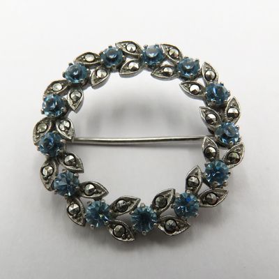 Vintage Sterling silver brooch with marcasite and blue stones - weighs 5.1 grams