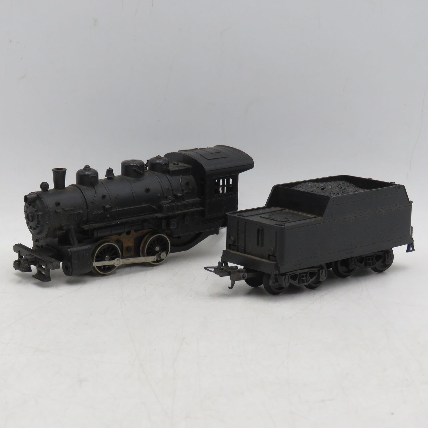 Lima HO Scale 0-4-0 Steam locomotive with coal tender - working