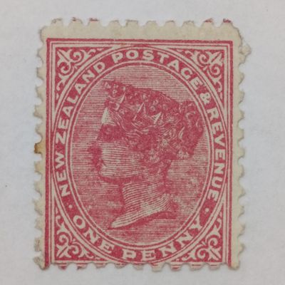 New Zealand one  penny Sideface mint stamp