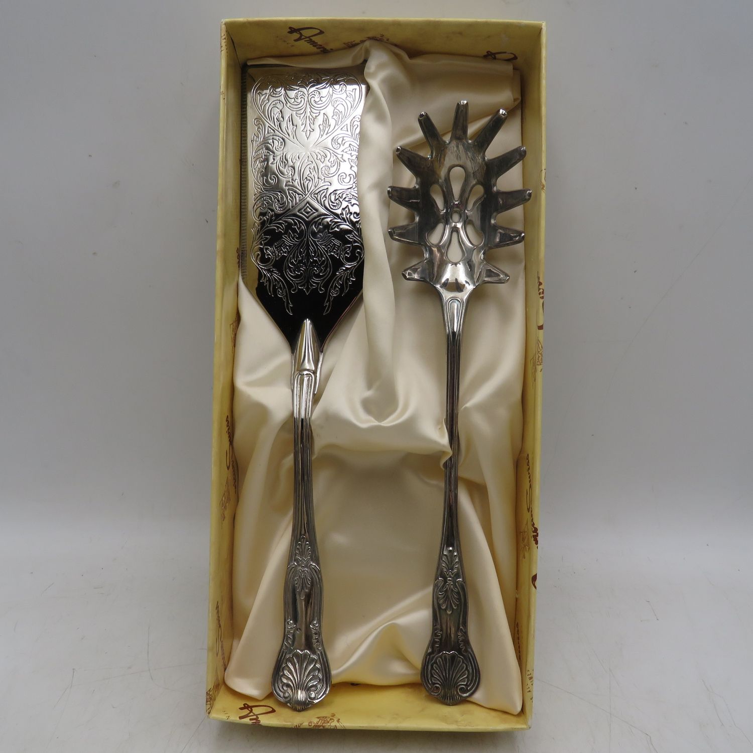 Vintage silverplated pasta and lasagne serving set - issued by American Swiss