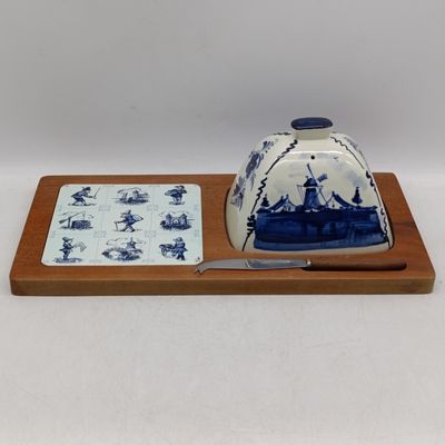 Vintage Delft blue and white cheese board with knife and dome
