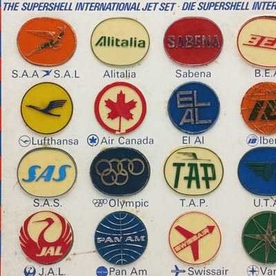 Shell Supershell International Jet set airline collectors token set on card