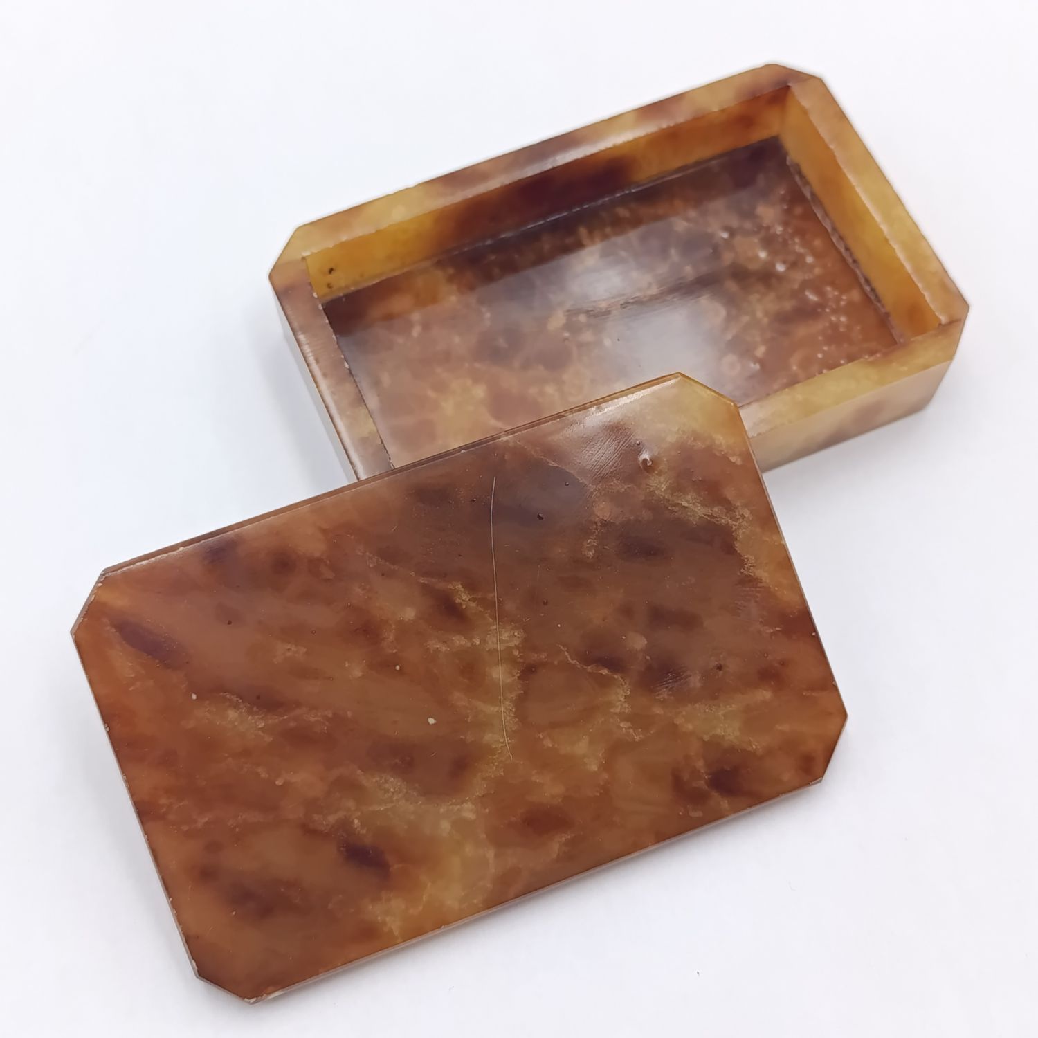 Vintaga Alabaster transparent Italian stone trinket box