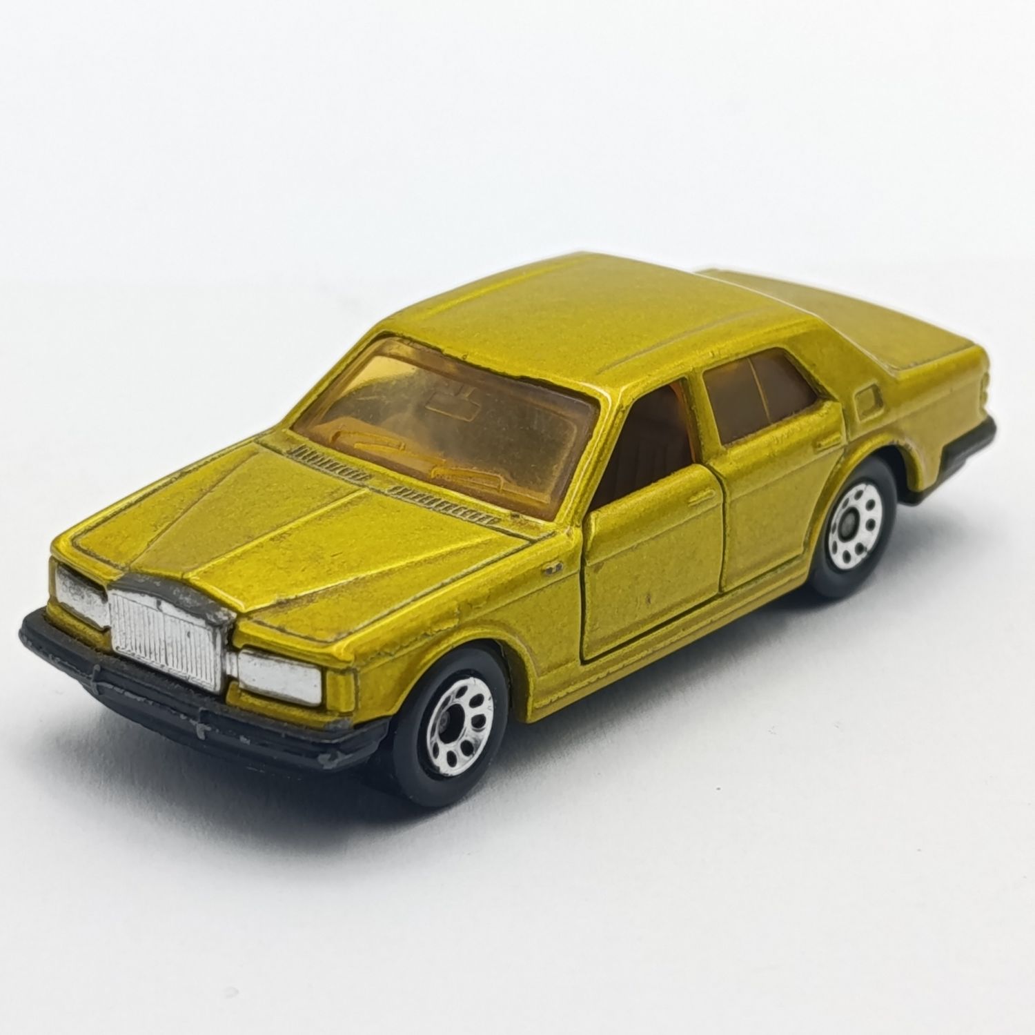Matchbox Rolls-Royce silver spirit die-cast toy car