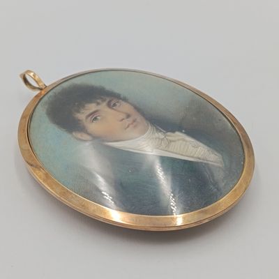 Antique 9ct gold surrounded miniature handpainted portrait of gentleman with hair lock on back and initials with seed pearls - total weight 74.8 grams - with original case