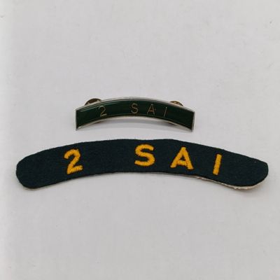 SADF 2 SA infantry metal and cloth shoulder titles