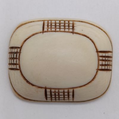 Antique Original Ovambo Omakipa/Ekipa button from Namibia