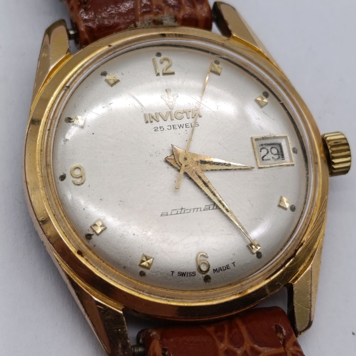 Vintage Invicta Automatic mens watch with date - working