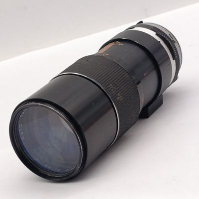 Vintage Auto Tamron 200mm lens with Minolta SR-T mounting