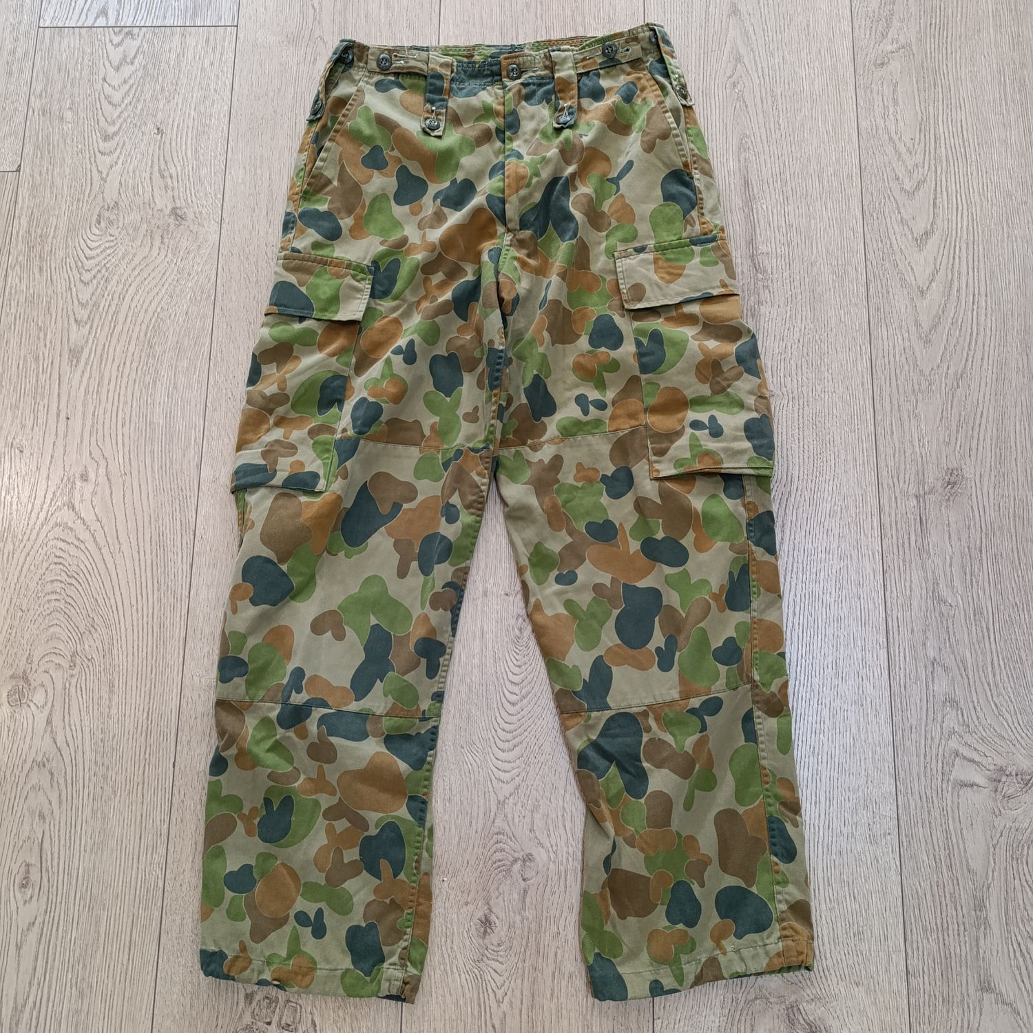 Australian Army bunny camo combat trousers - size 32