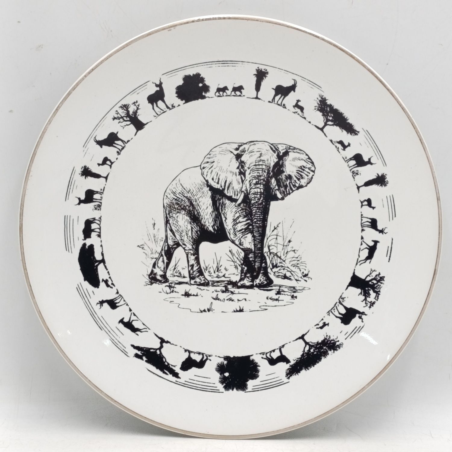 Vintage DrostdyWare Krugerpark Elephant porcelain plate