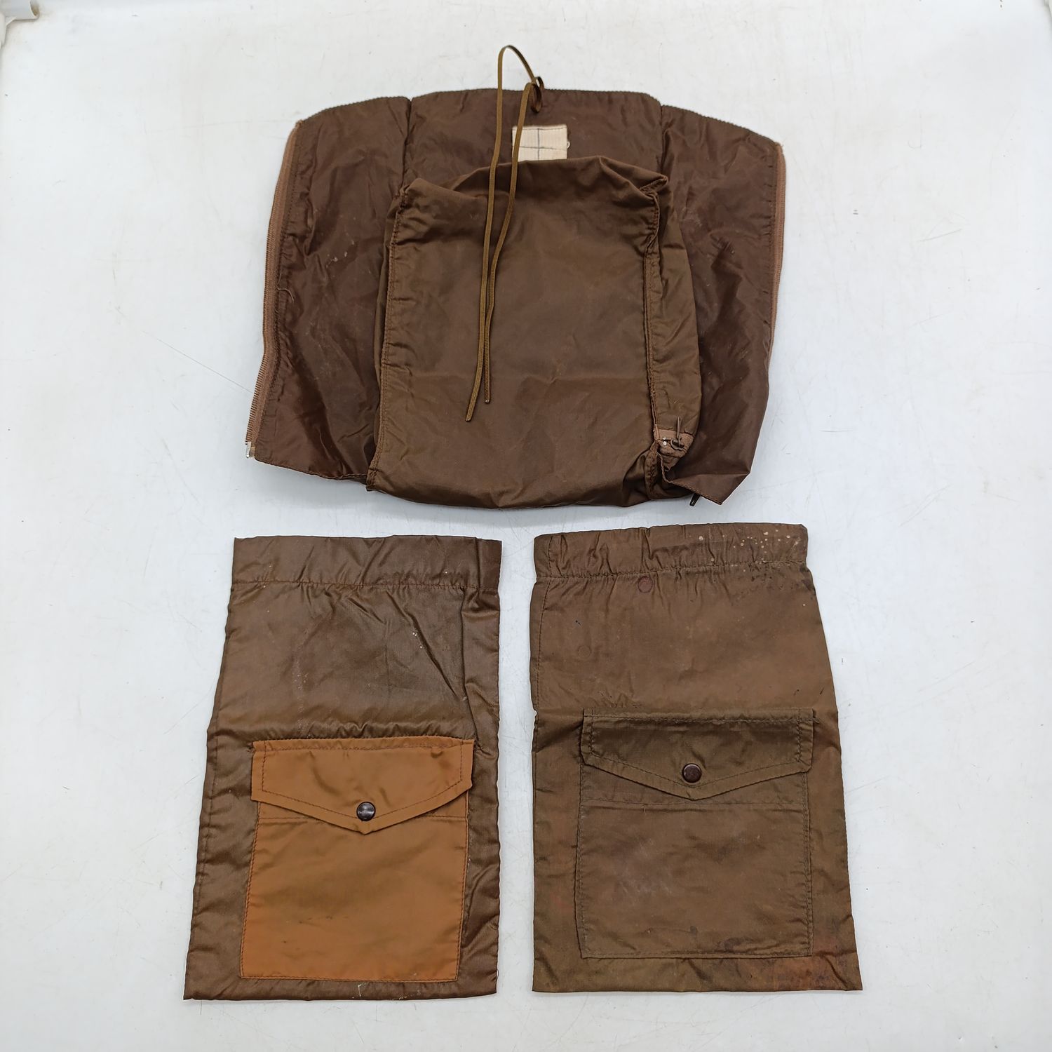 Lot of 3 SADF Nutria toiletries and shower bags