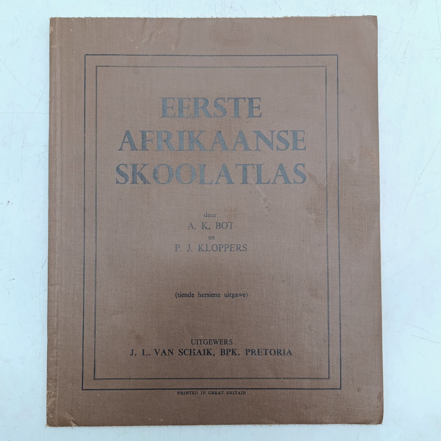 Eerste Afrikaanse skoolatlas 1949 Edition in excellent condition
