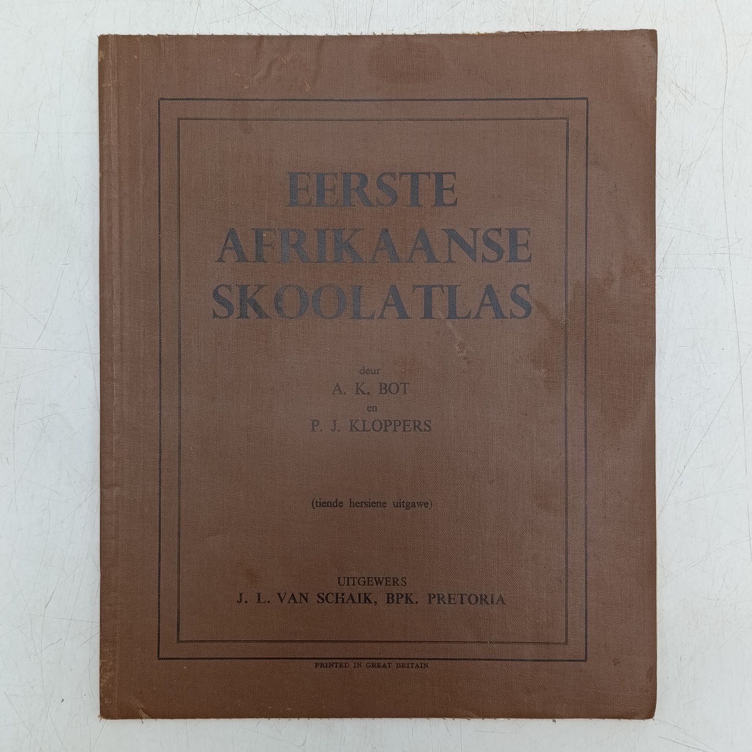 Eerste Afrikaanse skoolatlas - 1949 edition in excellent condition