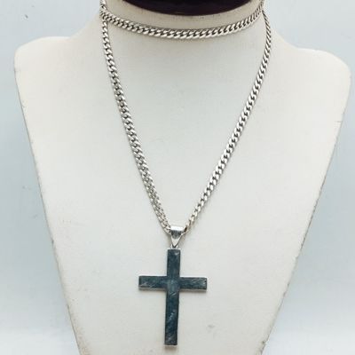Sterling silver Curb link necklace with cross pendant - weighs 19.1 grams - Length 60cm