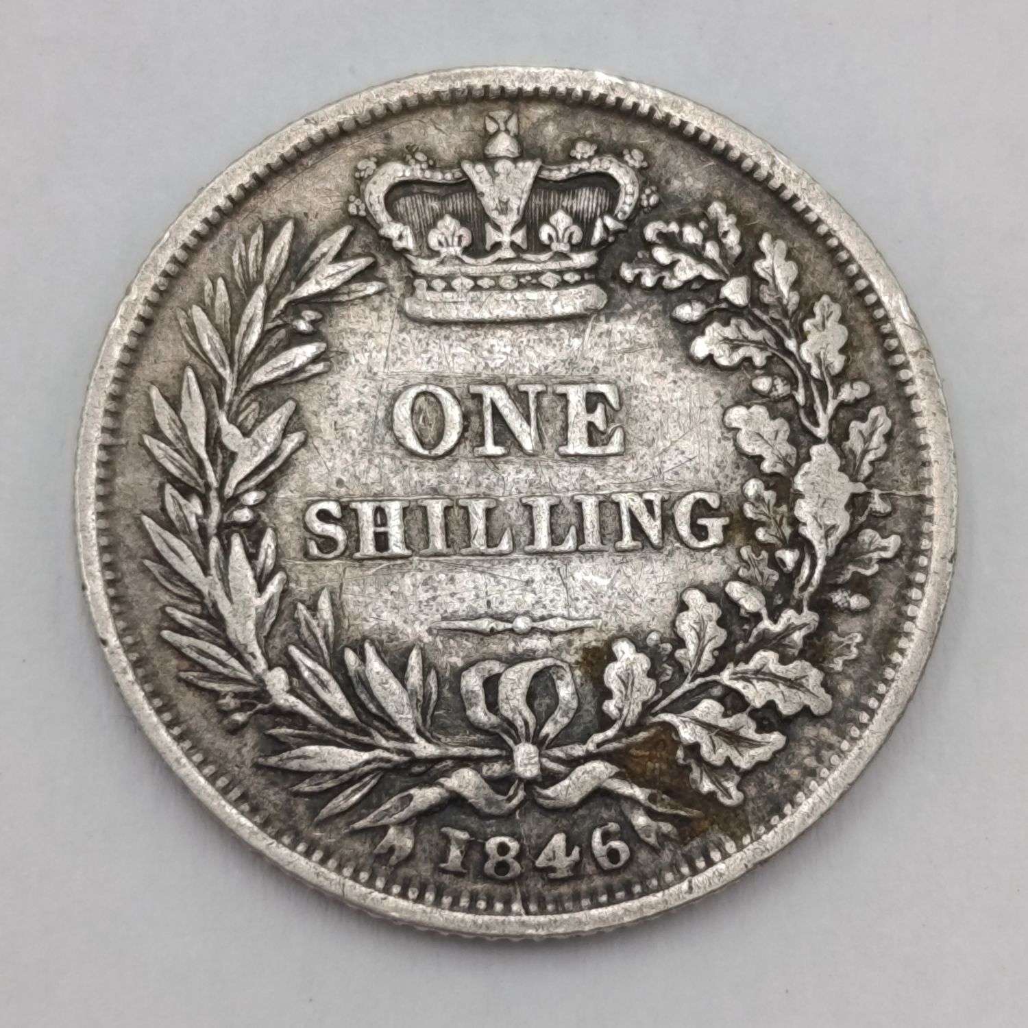 1846 Great Britain silver shilling - Fine coin