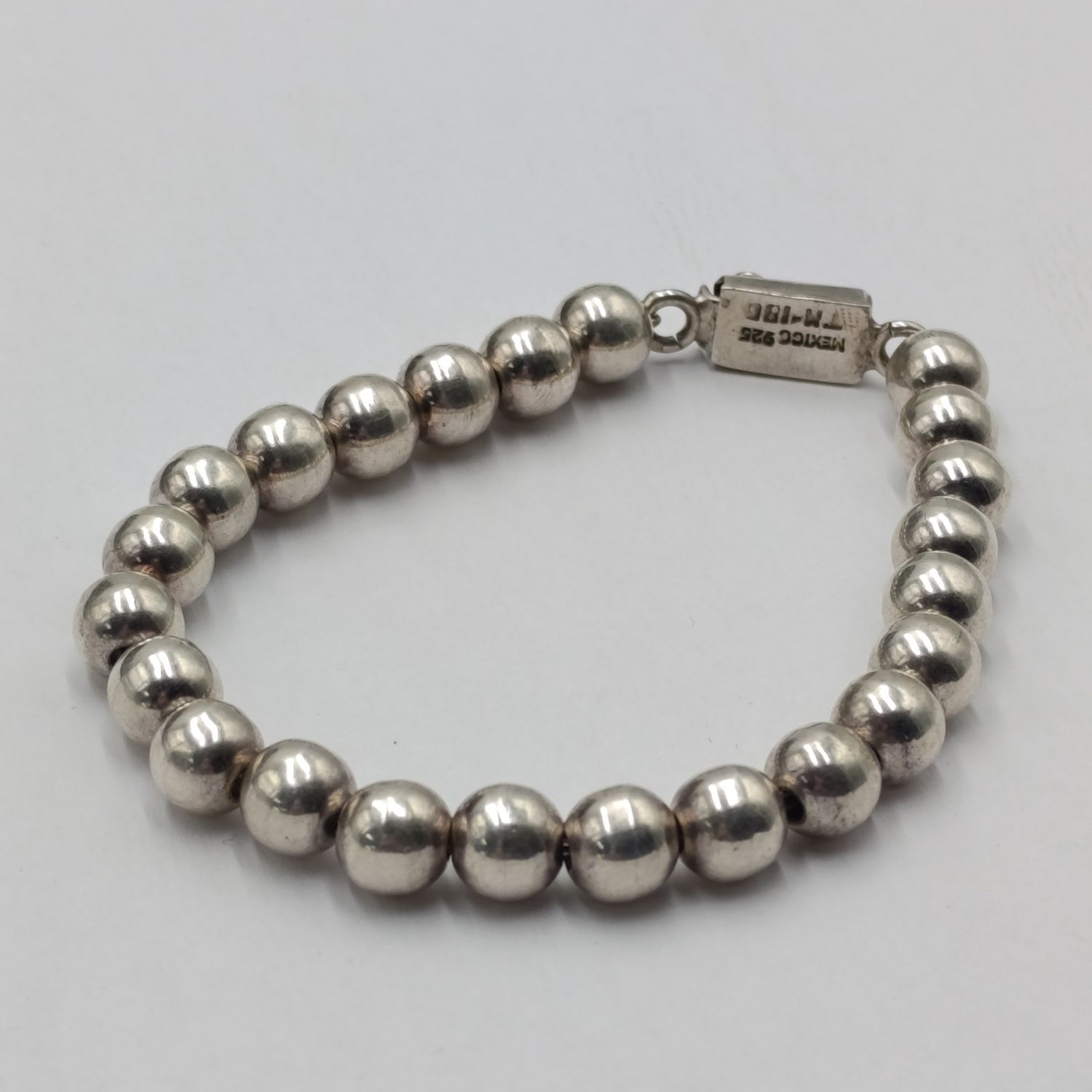 Vintage Mexico Sterling silver ball bracelet - weighs 23.5 grams - length 20cm