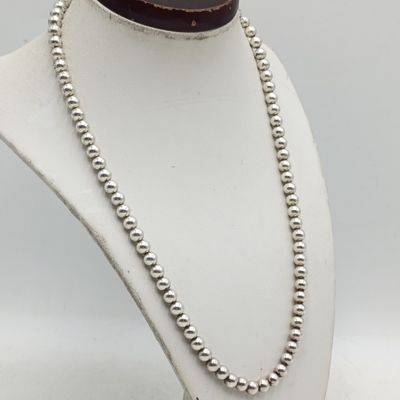 Sterling silver ball bead necklace - weighs 18.1 grams - length 50cm