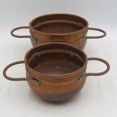 Lot of 2 vintages copper bowls with two handles