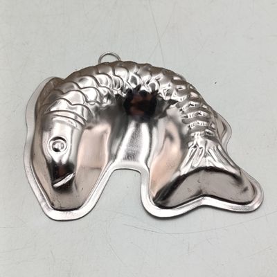 Set of 5 vintage Fish shaped metal jelly molds