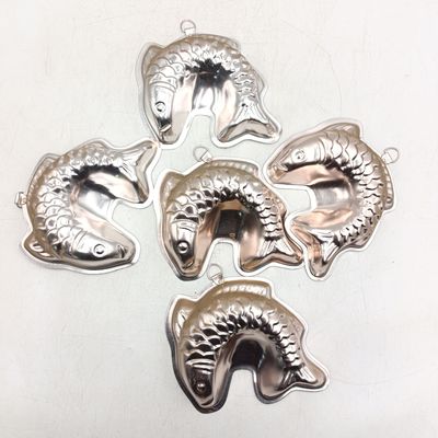 Set of 5 vintage Fish shaped metal jelly molds