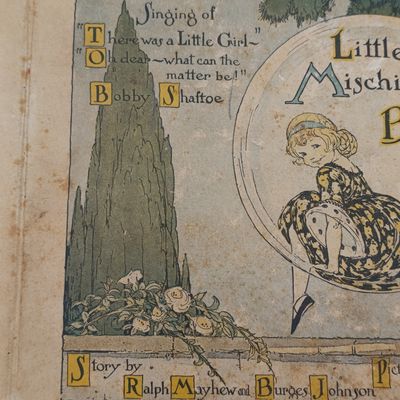 Little Mischief Bubble book with 3 x 78rpm Harper-Columbia records - circa 1920's