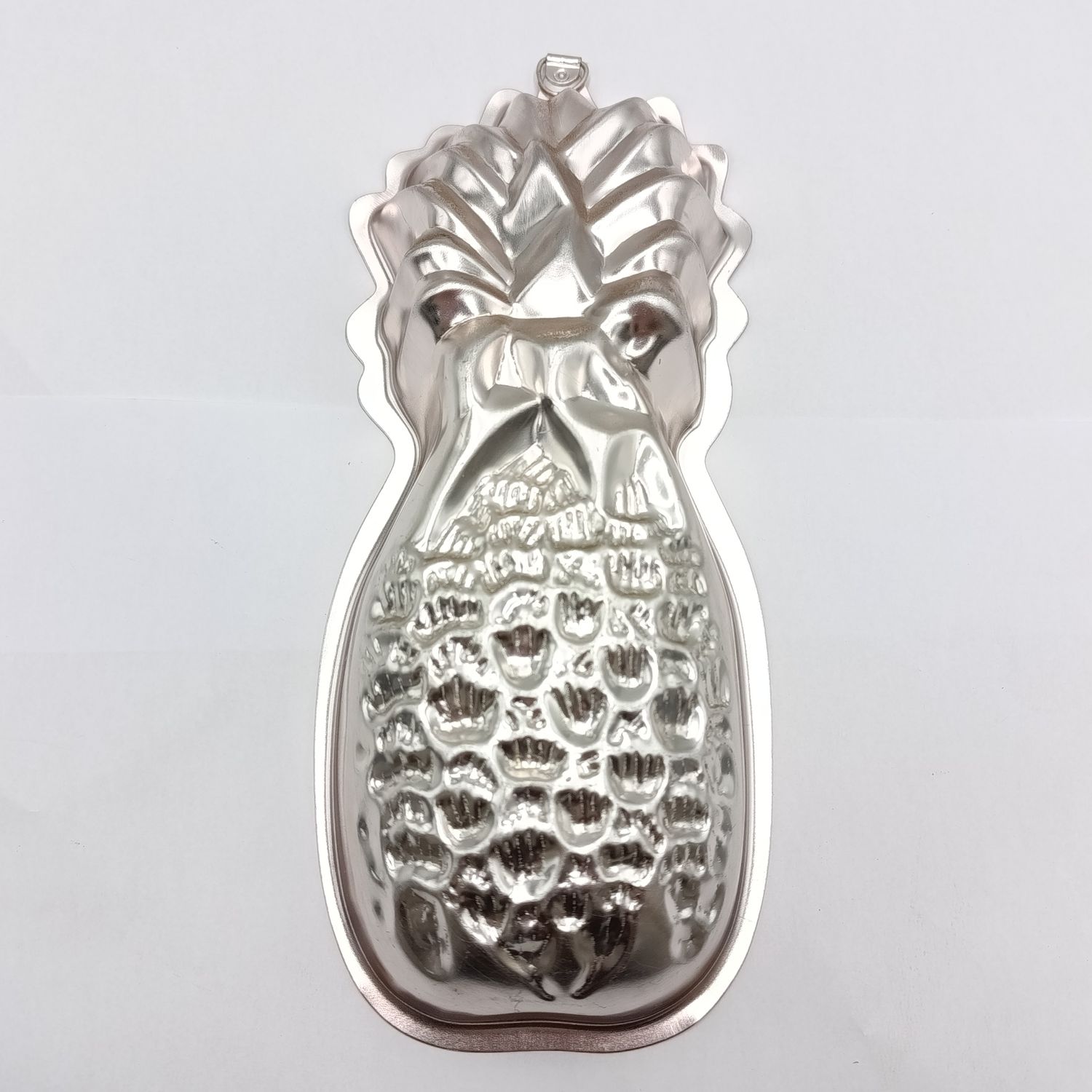Vintage Pineapple shaped jelly mold