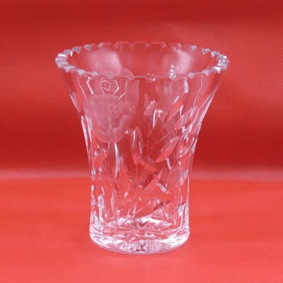 Vintage crystal glass flower vase - height 15.5cm